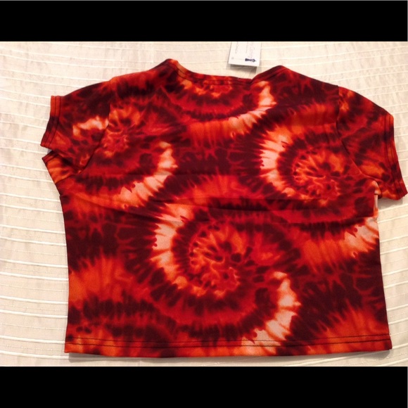 Red Spandex Tie Dye Cap Sleeve Crop Top - Picture 2 of 2